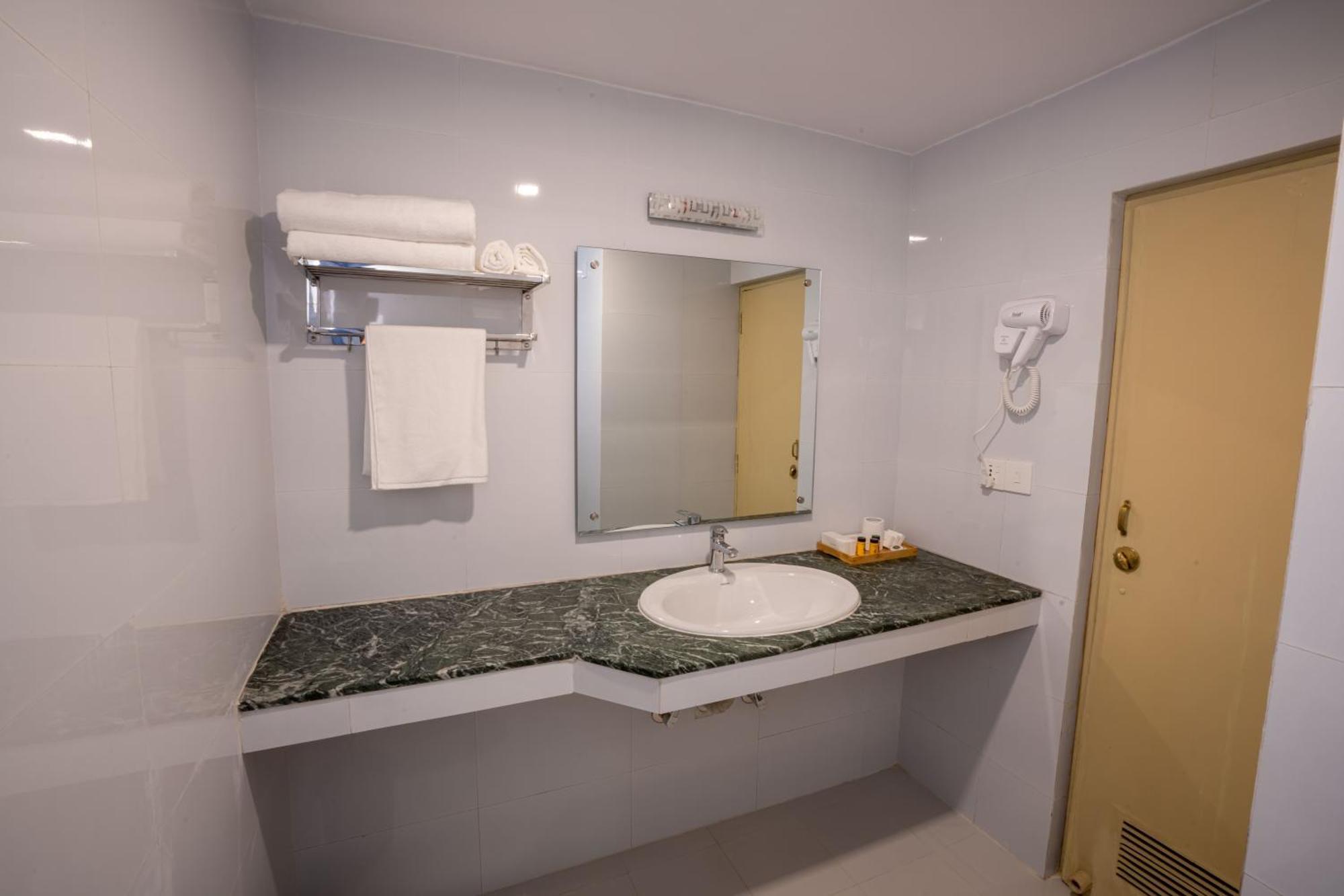 Kathmandu Business Hotel Εξωτερικό φωτογραφία