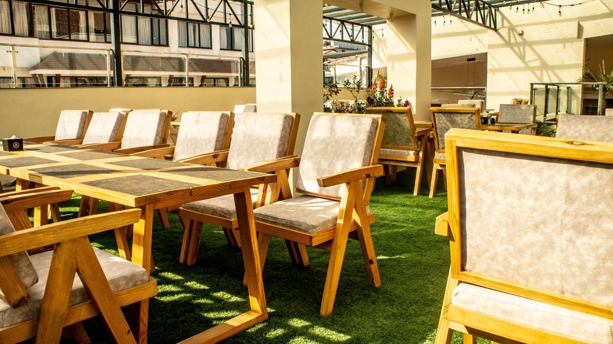Kathmandu Business Hotel Εξωτερικό φωτογραφία