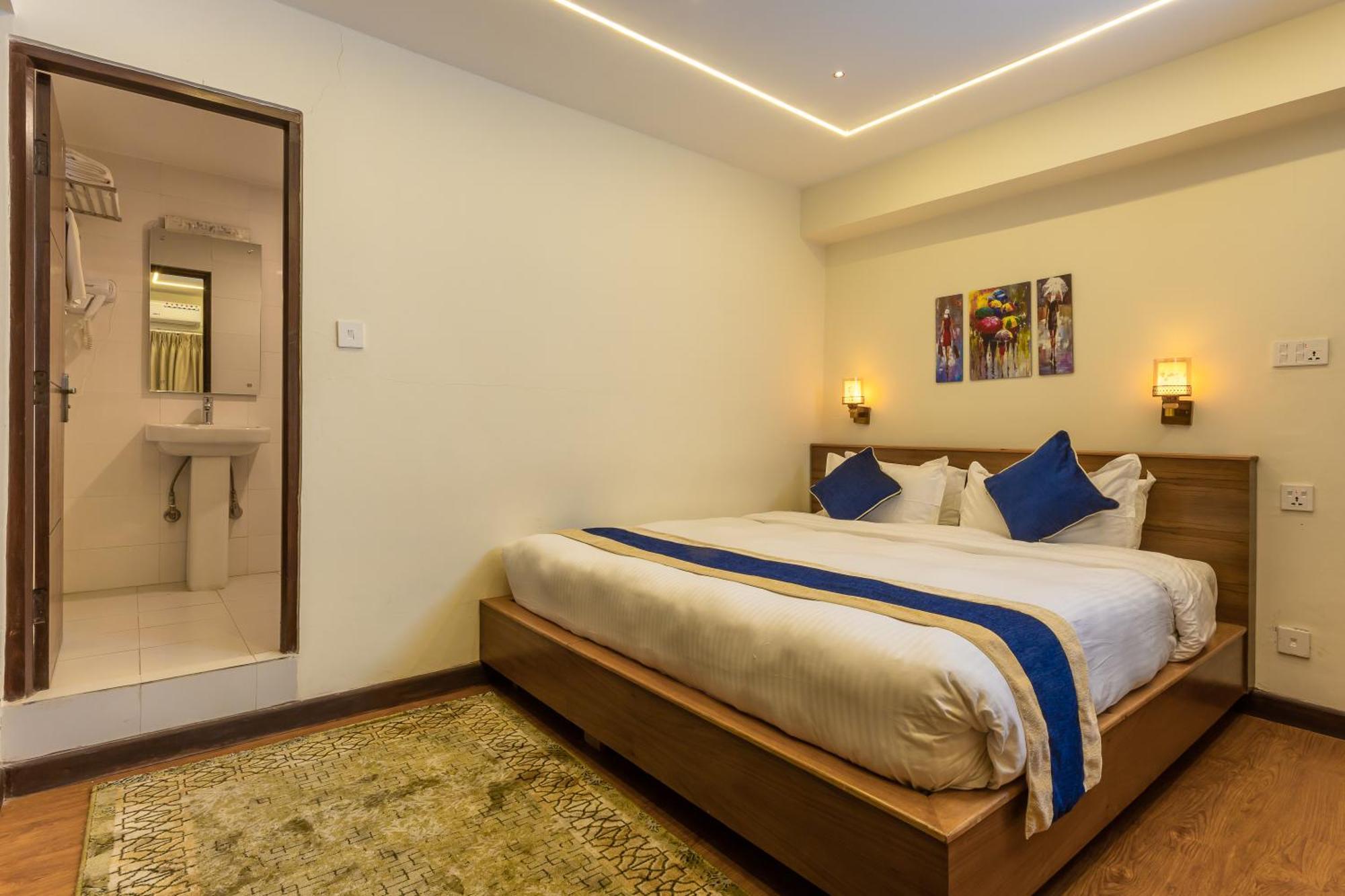 Kathmandu Business Hotel Εξωτερικό φωτογραφία
