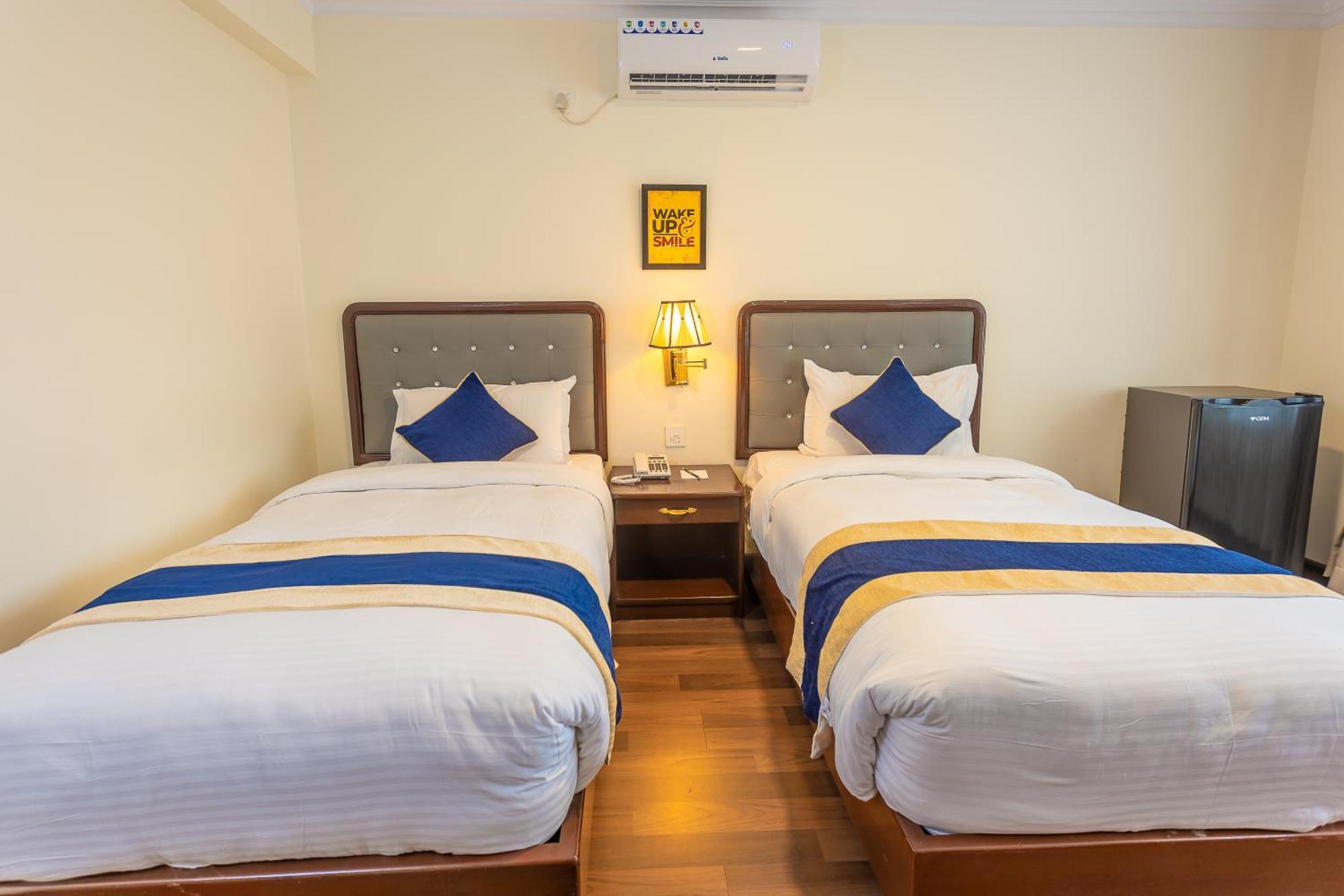 Kathmandu Business Hotel Εξωτερικό φωτογραφία