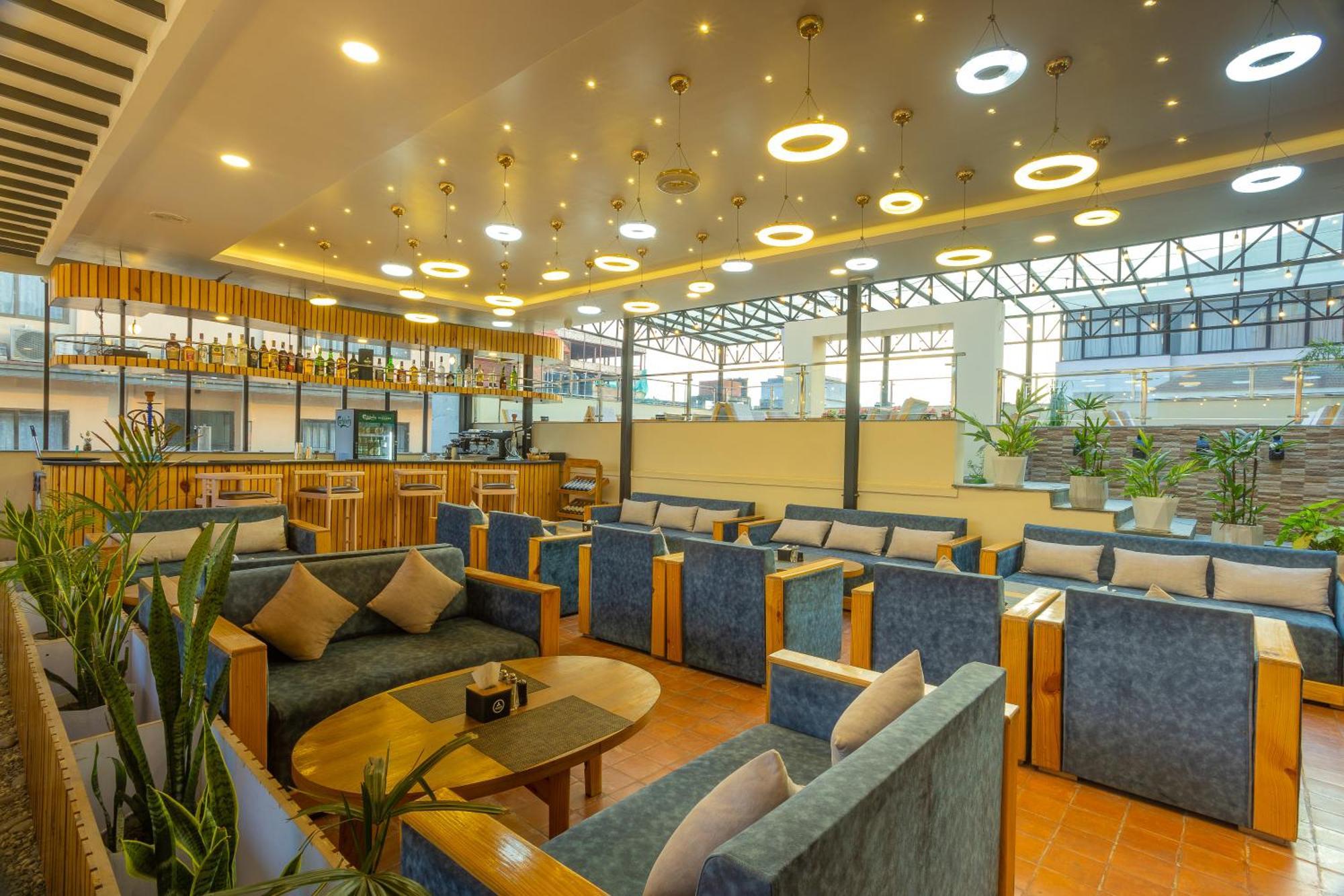 Kathmandu Business Hotel Εξωτερικό φωτογραφία